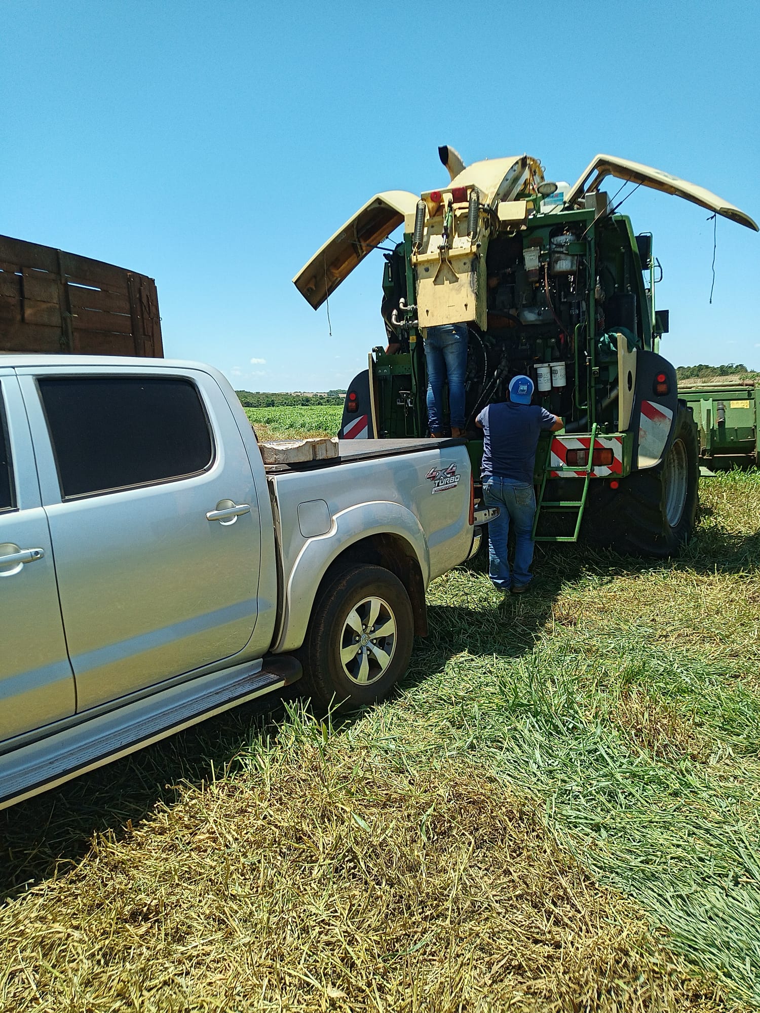 Forage harvester
